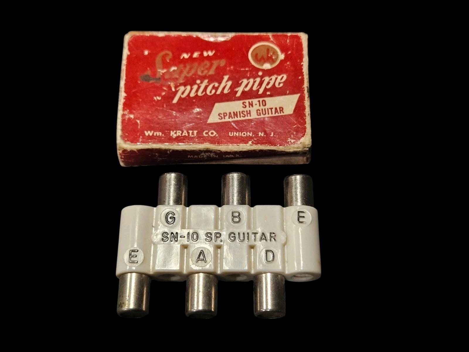 New Super pitch pipe SN-10 Spanish Guitar Wm Kratt Co World Famous USA Orig Box