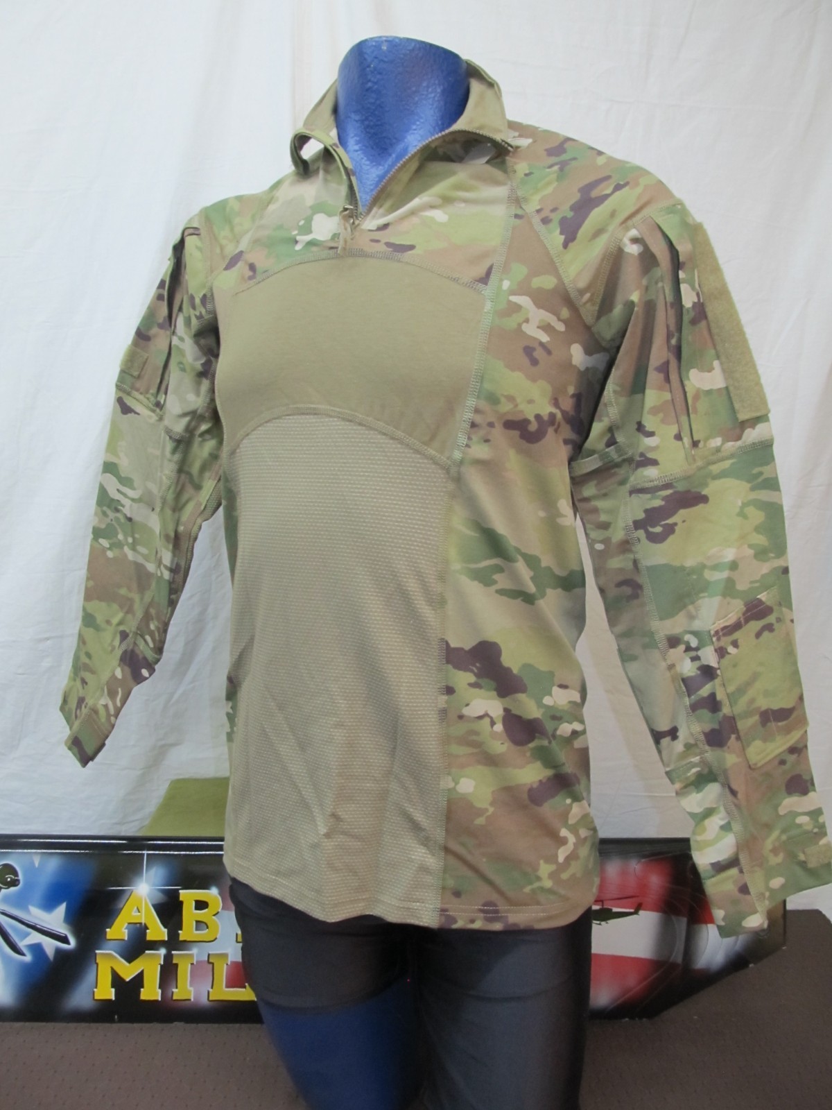 NEW Army Combat Shirt Flame Resistant Multicam Zippered Size Medium