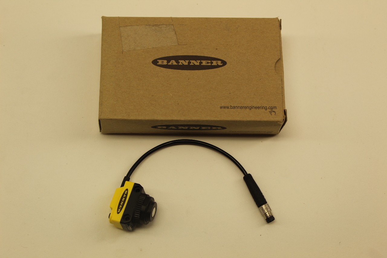 Banner QS18UPAQ Sensor New In Box