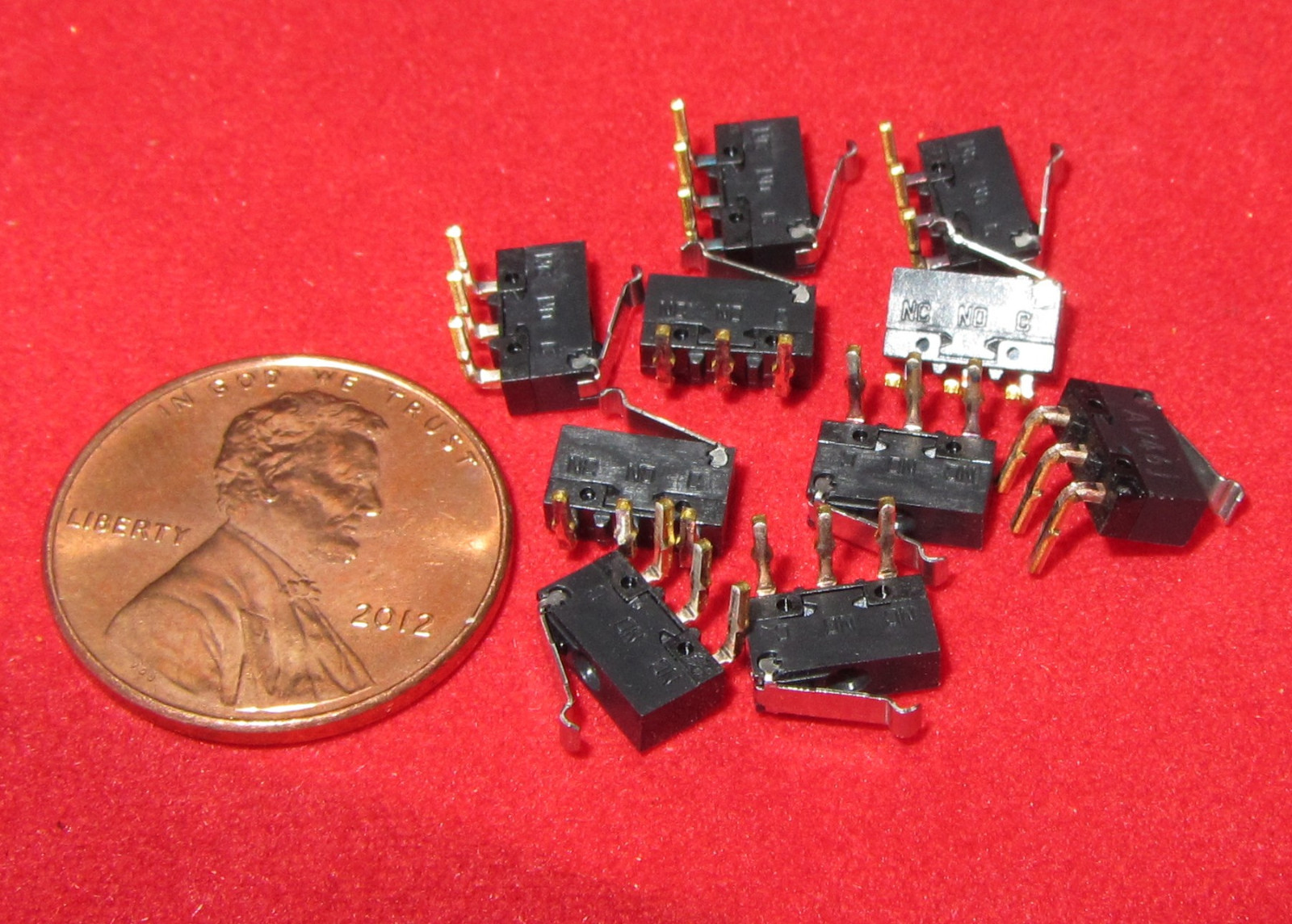 10x Panasonic AV4 Microswitch 30VDC 500mA Sub Miniature Roller Lever SPDT TINY K