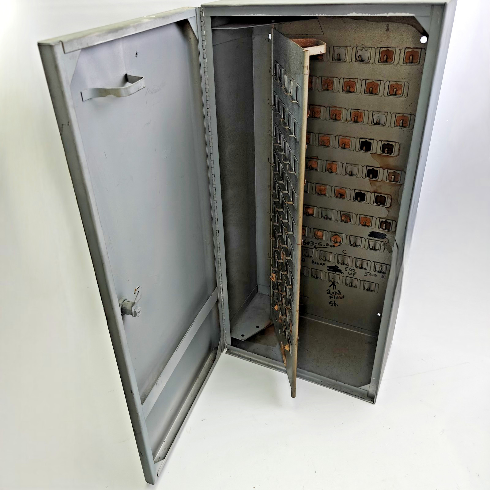 Vintage Heavy Duty Metal Locking Key Storage Cabinet Locker