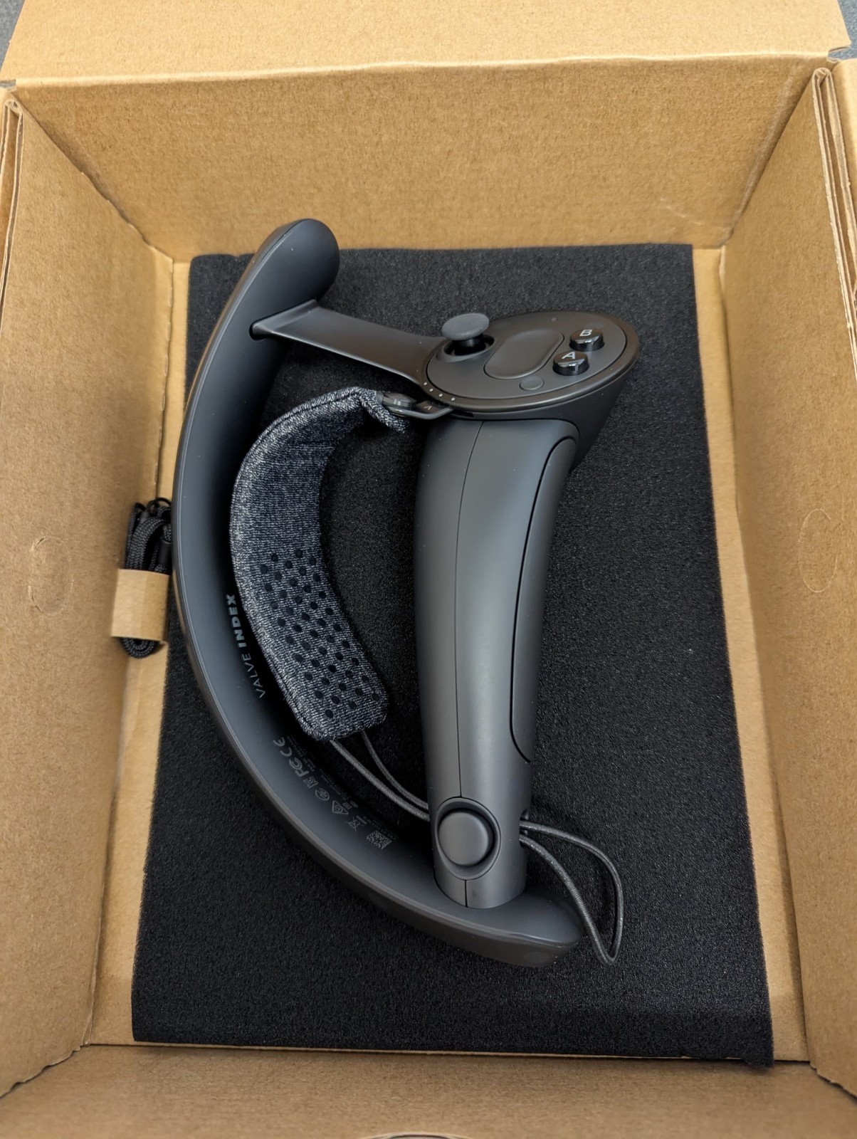 VALVE INDEX controller - LEFT only Knuckles for PC steam VR games HTC VIVE pro