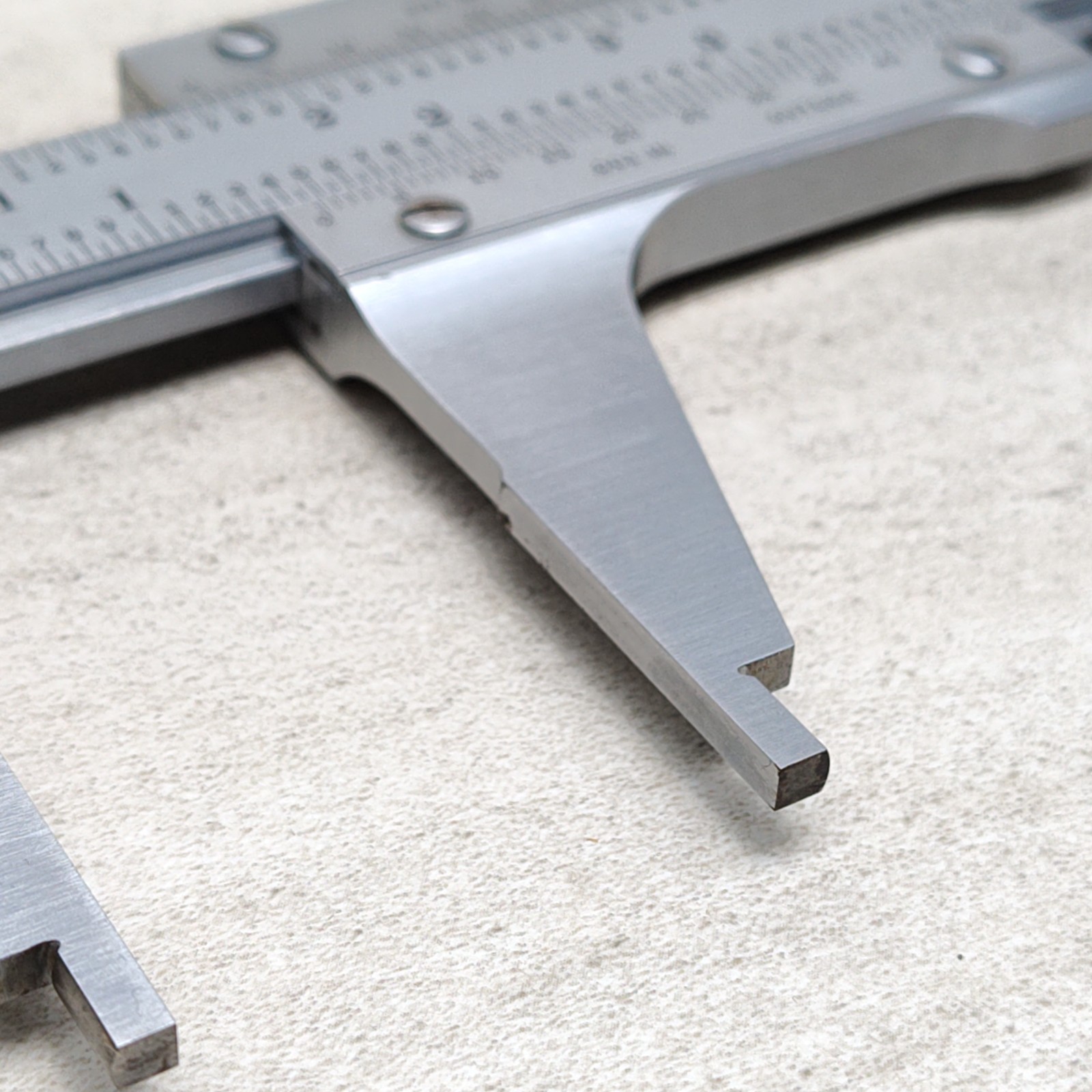 Starrett 123 14" Hardened & Stabilized Master Vernier Caliper