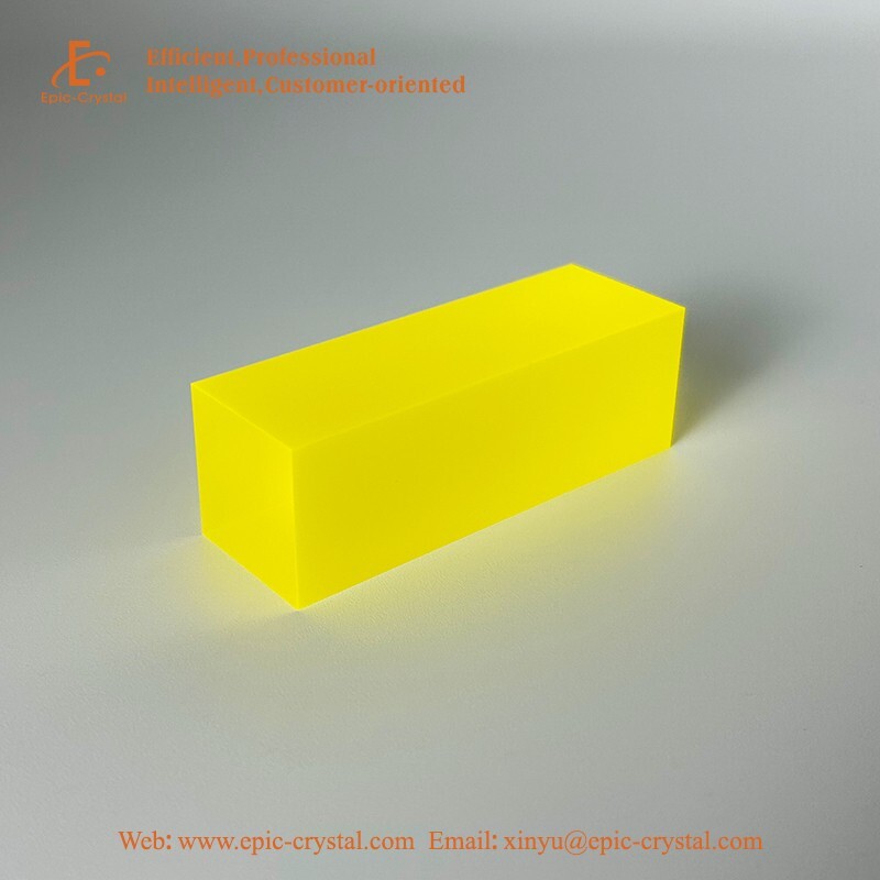 GAGG all side polished 3x3x30mm scintillator