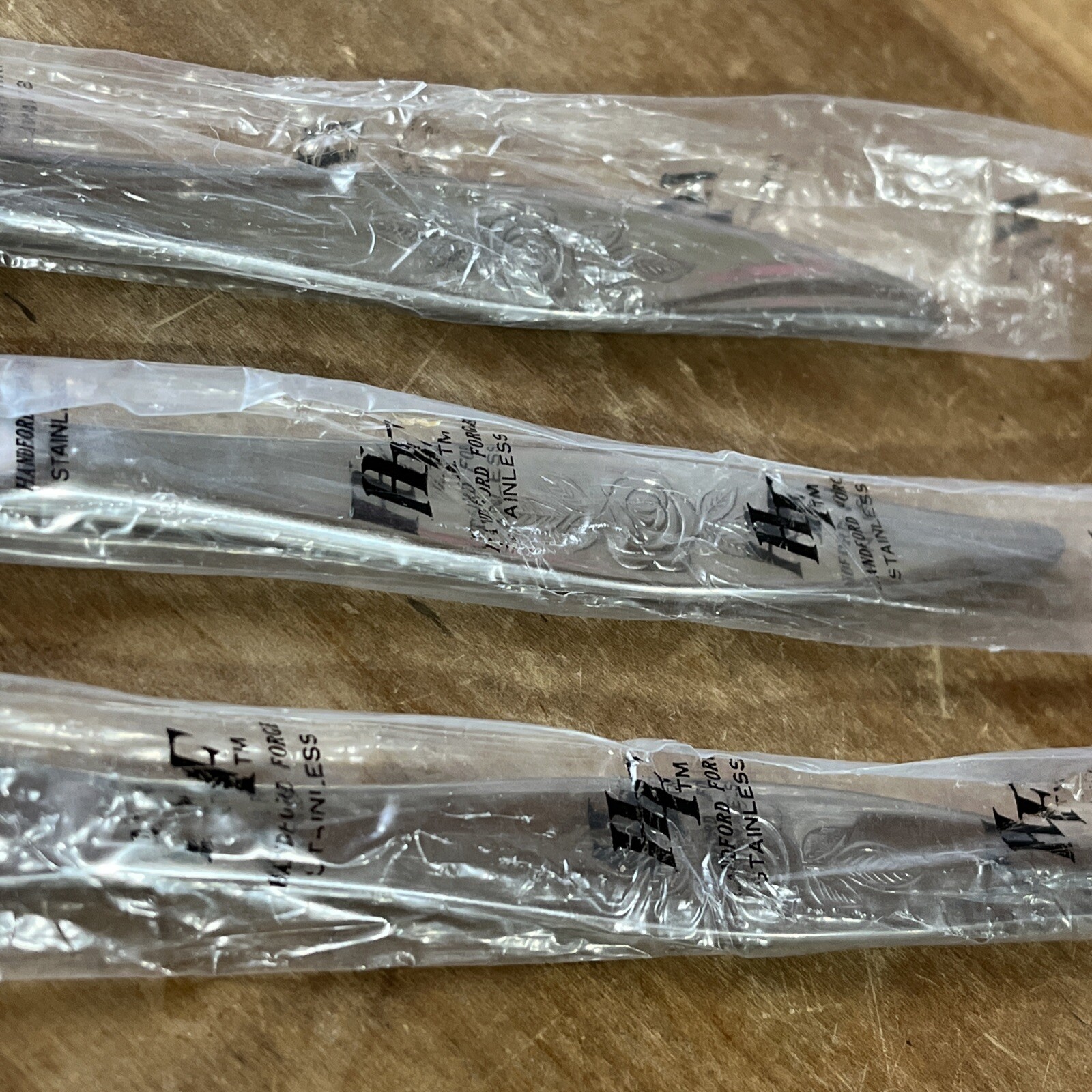 3 Hanford Forge Stainless AVONROSE Pattern Dinner Knives Flatware 1903 NEW