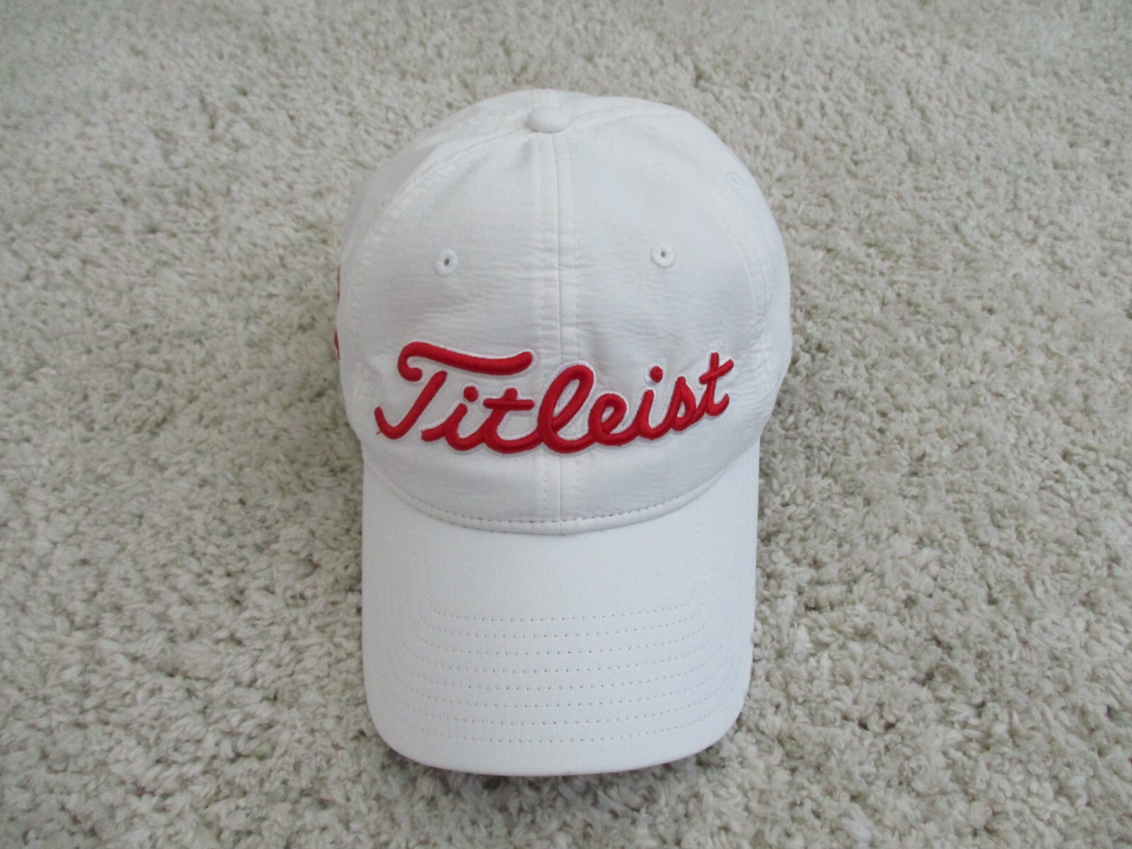 Titleist Golf Hat Adults Cap Red Writing Adjustable Strapback Spell Out Bear Cal