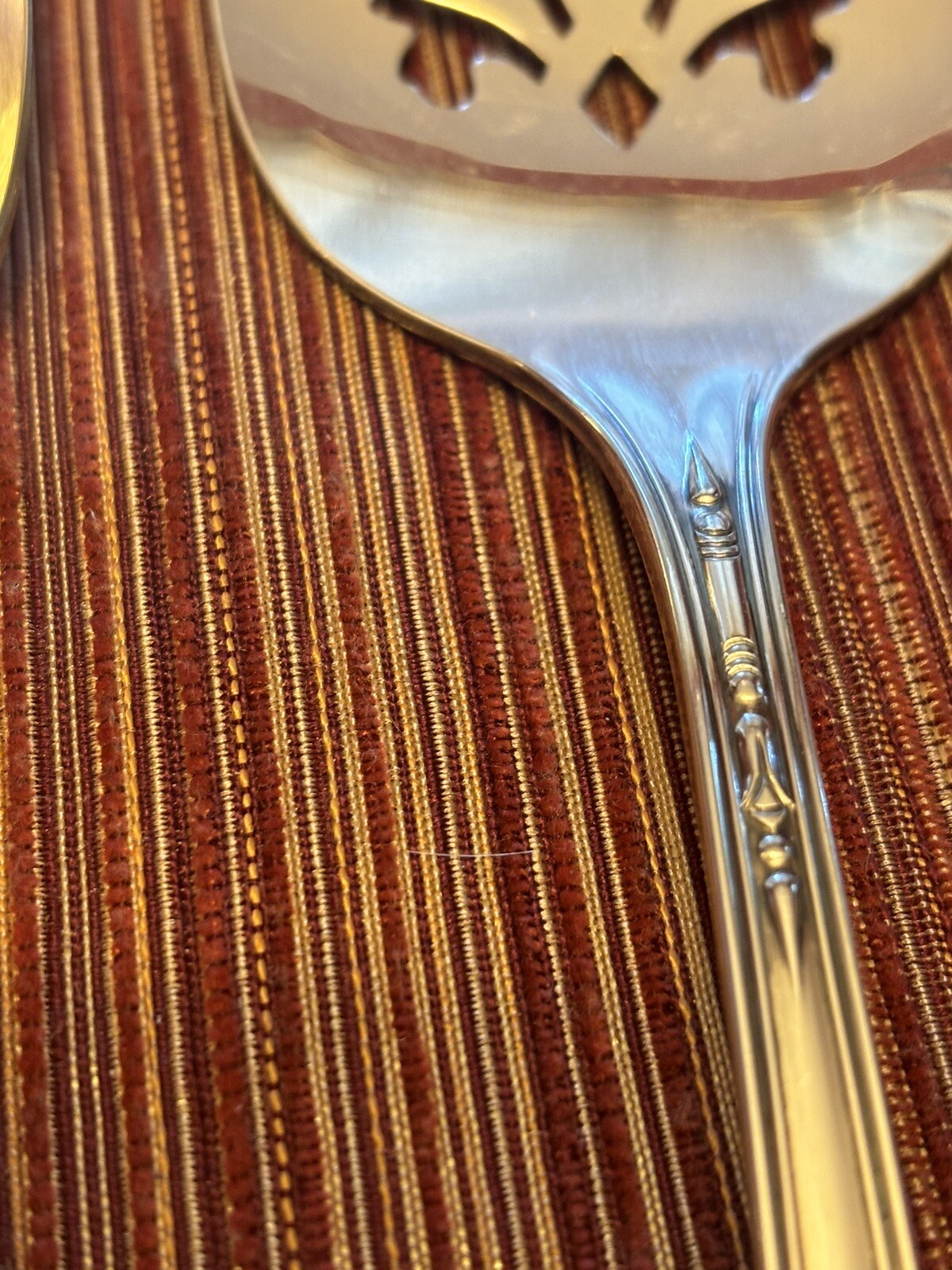 WM Rogers A1 Plus Oneida LTD Silverplate Meadowbrook Serving Spoons & Fork Pie