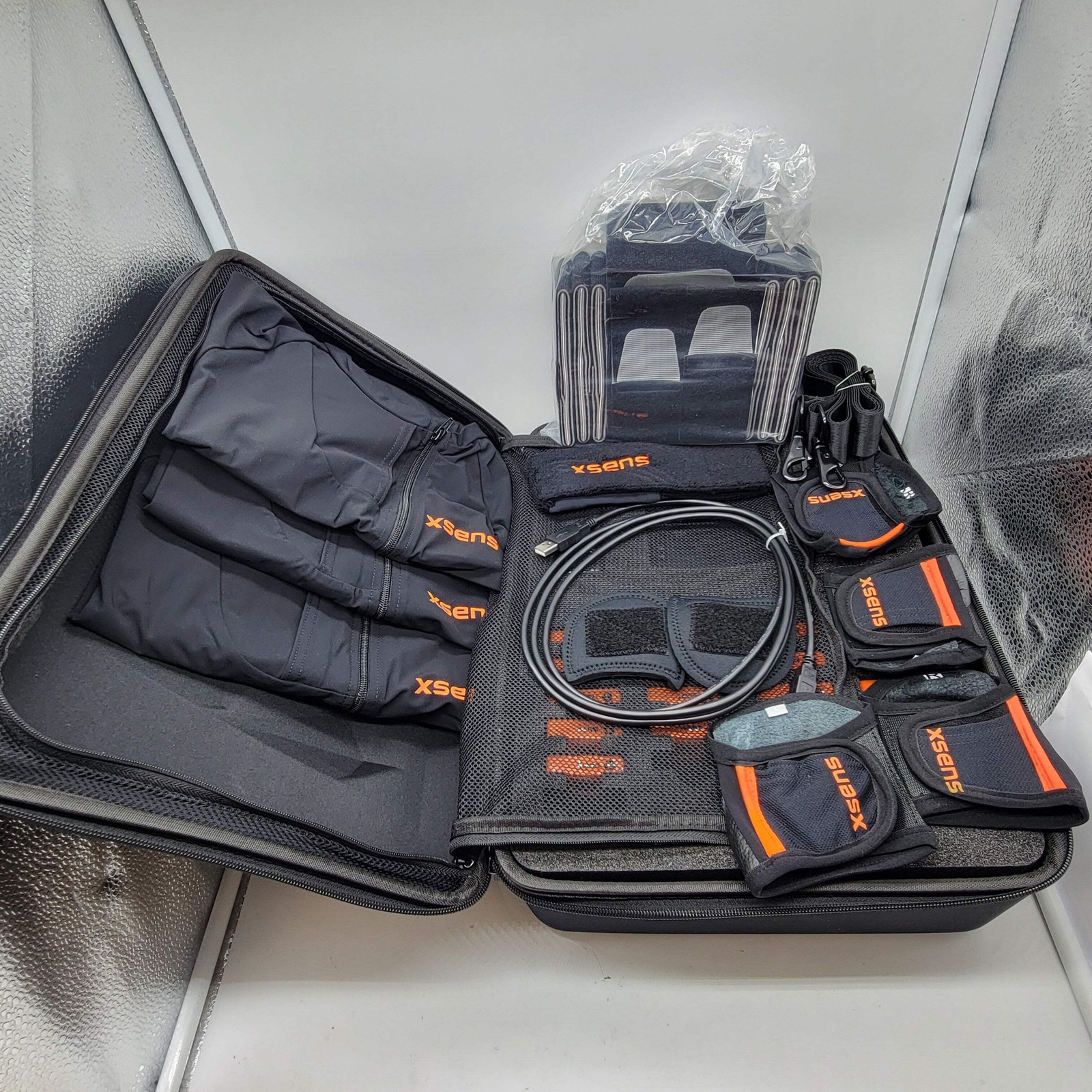 Xsens MVN Awinda Motion Capture System Complete Kit Read