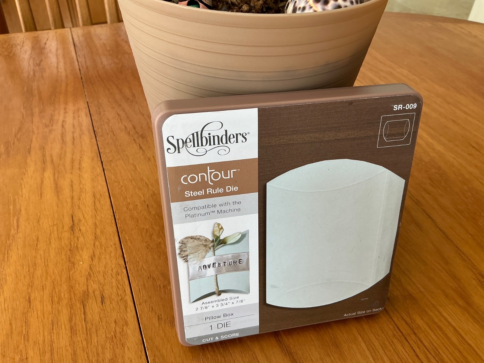 Spellbinders Contour Steel Rule Die - Pillow Box #SR-009, Used