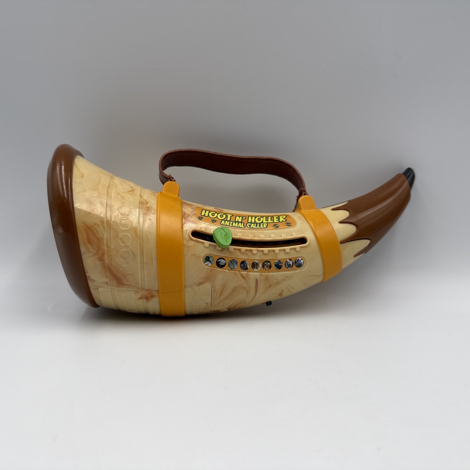 Toysmith HOOT N' HOLLER ANIMAL CALLER /9 Animal Sounds/WORKS