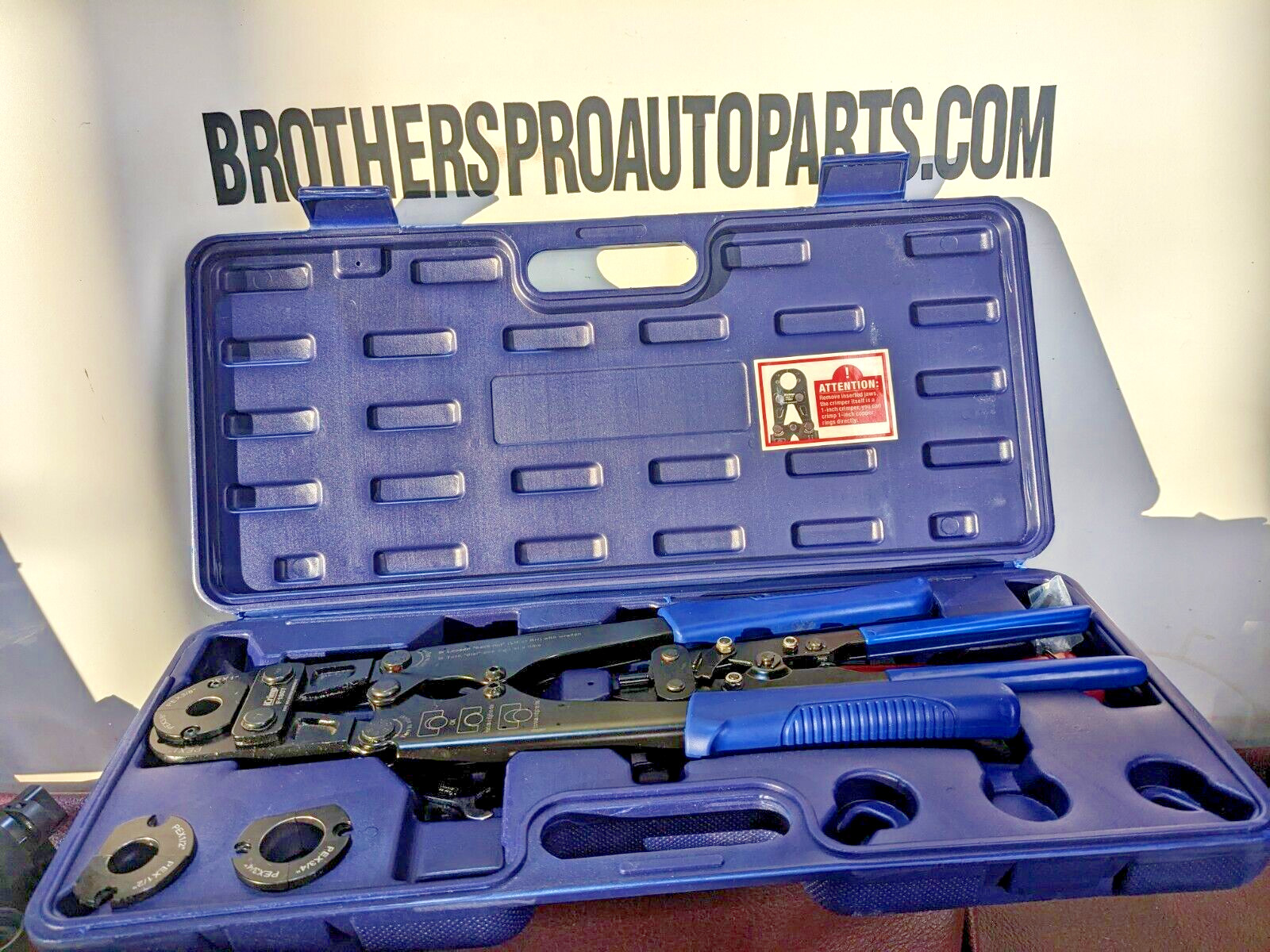 NEW iwiss F1807 PEX Crimper, Copper Pipe Crimping Tool Kit 3/4 (OPENED)