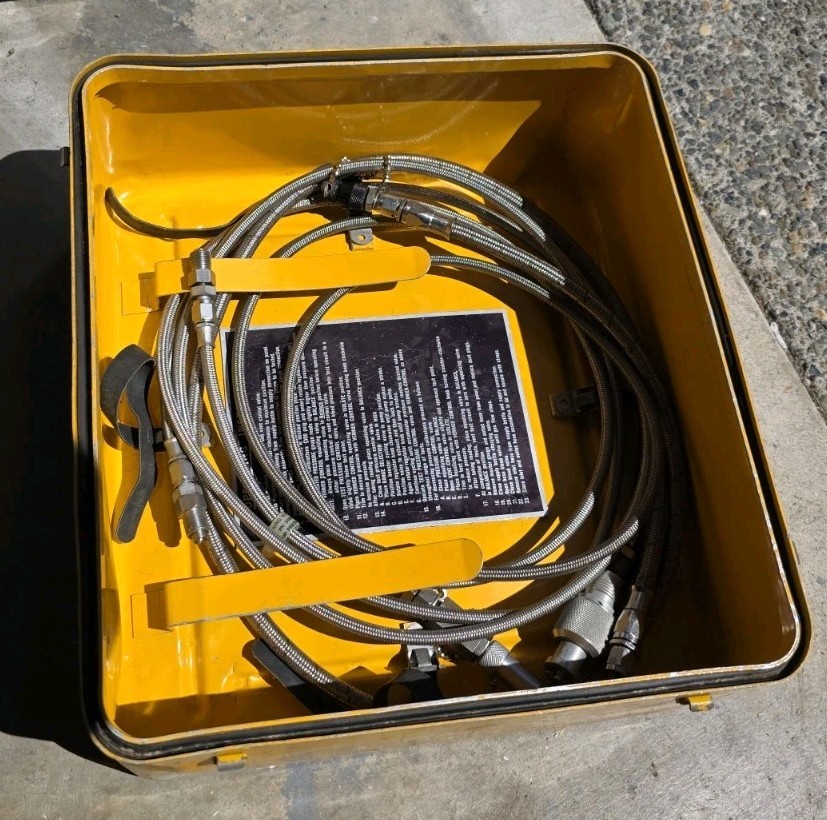 King Nutronics - model 3461-48-101- Portable Pressure Calibration System