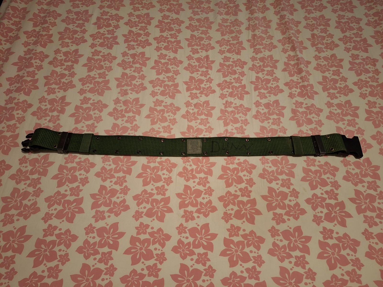 U.S. Army Individual Equipment Nylon Belt Size Medium Used