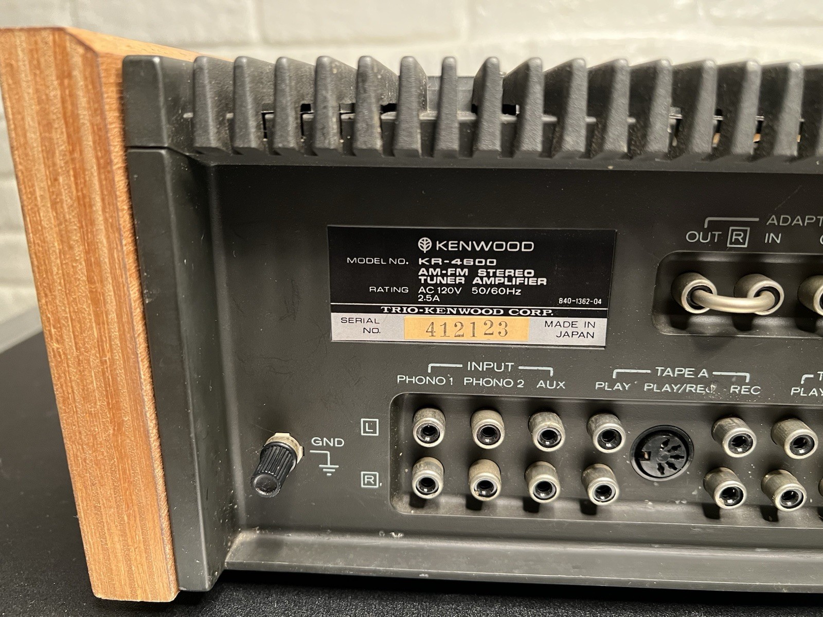 Vintage KENWOOD KR-4600 30wpc Stereo Receiver Clean & Fully Functioning!