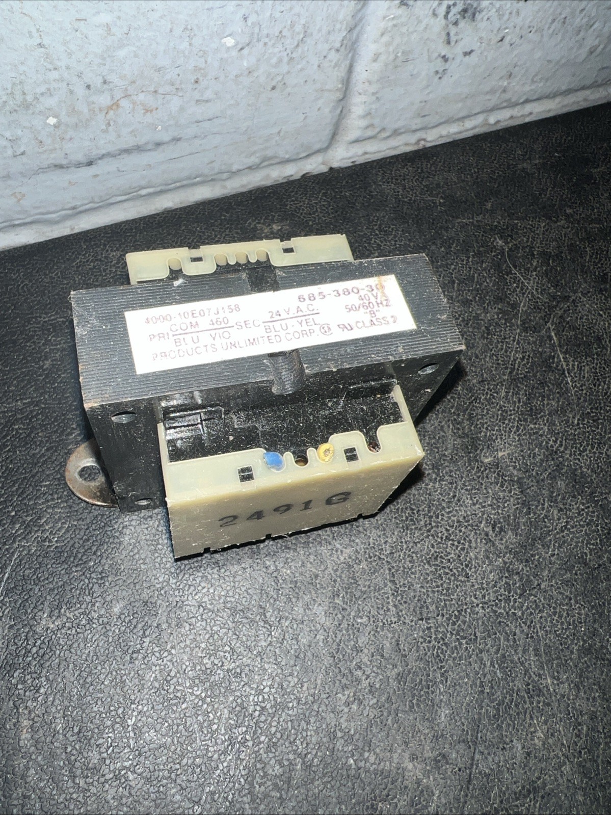 Products Unlimited Transformer 4000-10E07J158, 685-380-30, 24 VAC