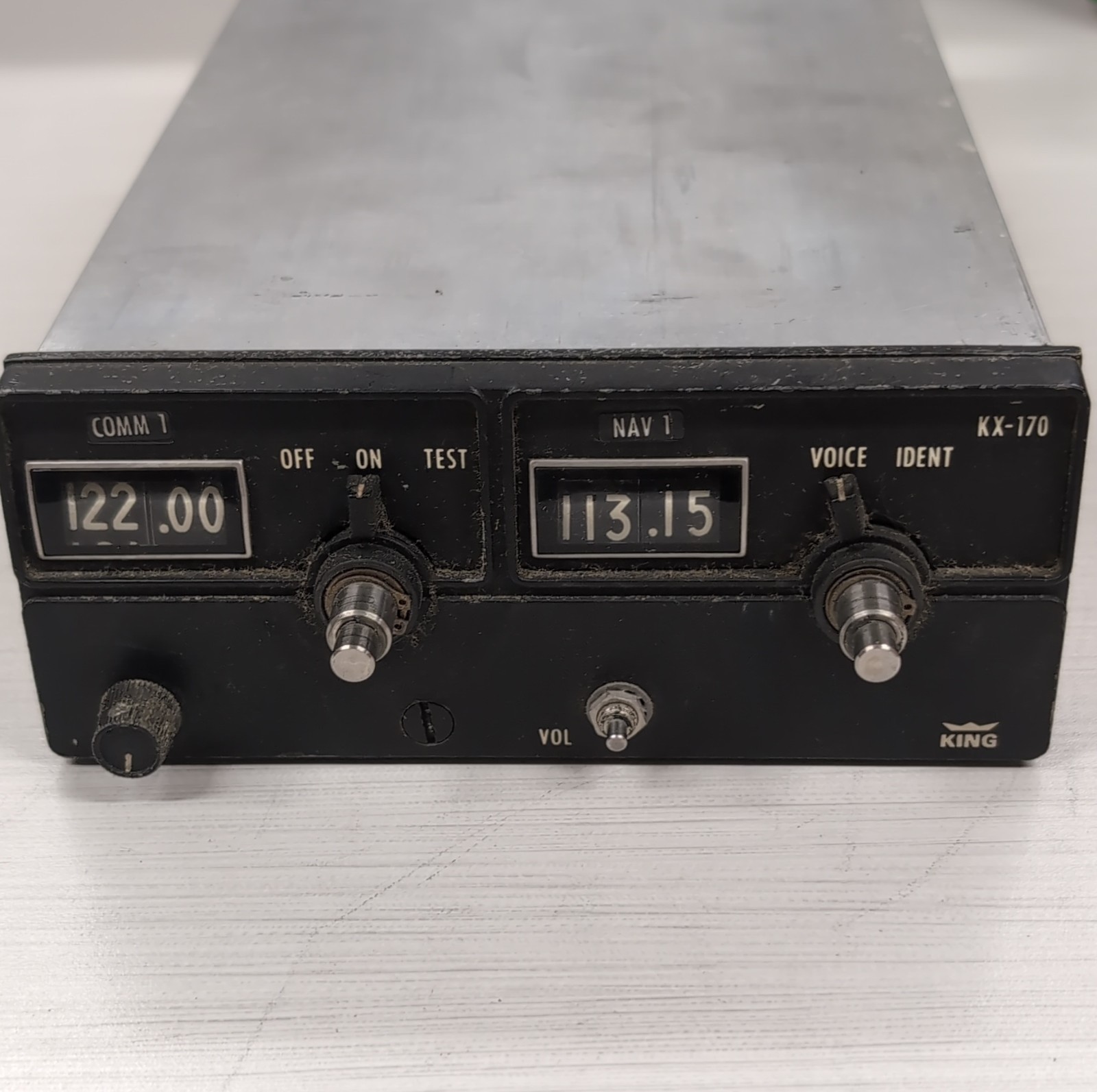 KX170 Nav/Com P/N: 069-1014-00
