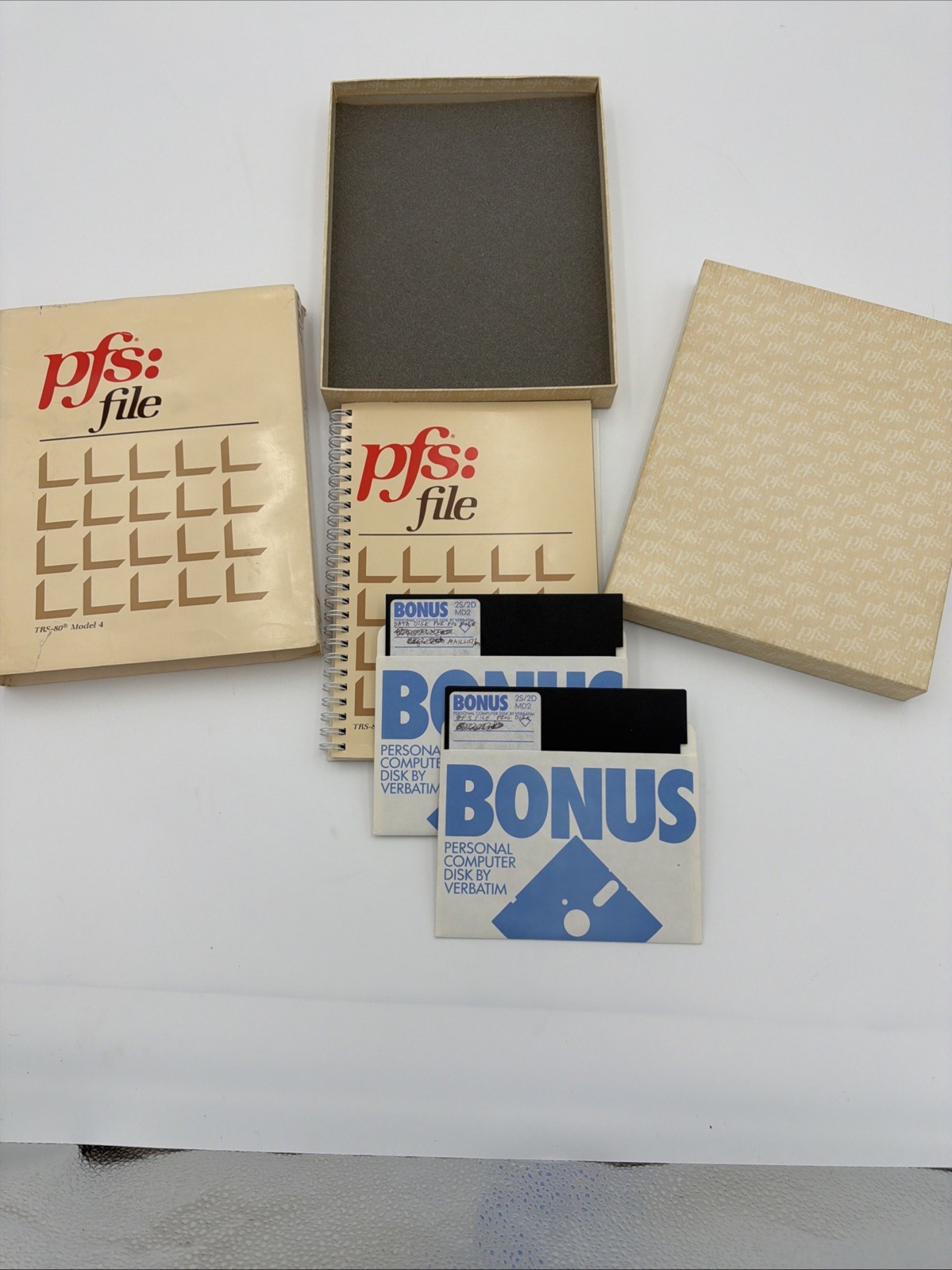 pfs:file TRS-80 Model 4 Software Publishing Corp Disk Tested Working Vintage