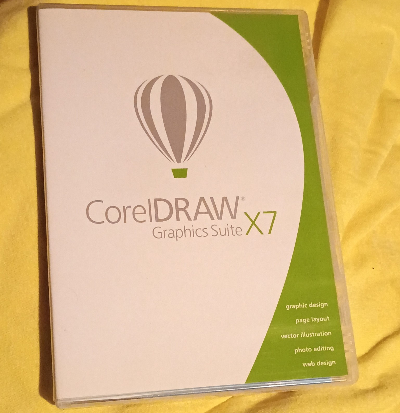 CorelDRAW Graphics Suite X7  READ DESCRIPTION