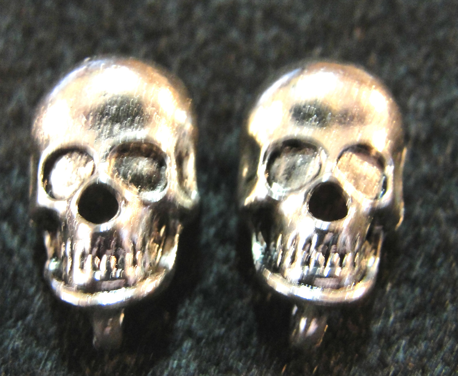 10Pcs. Tibetan Silver 3D SKULL  Earring Posts Studs Jewelry Findings EP04