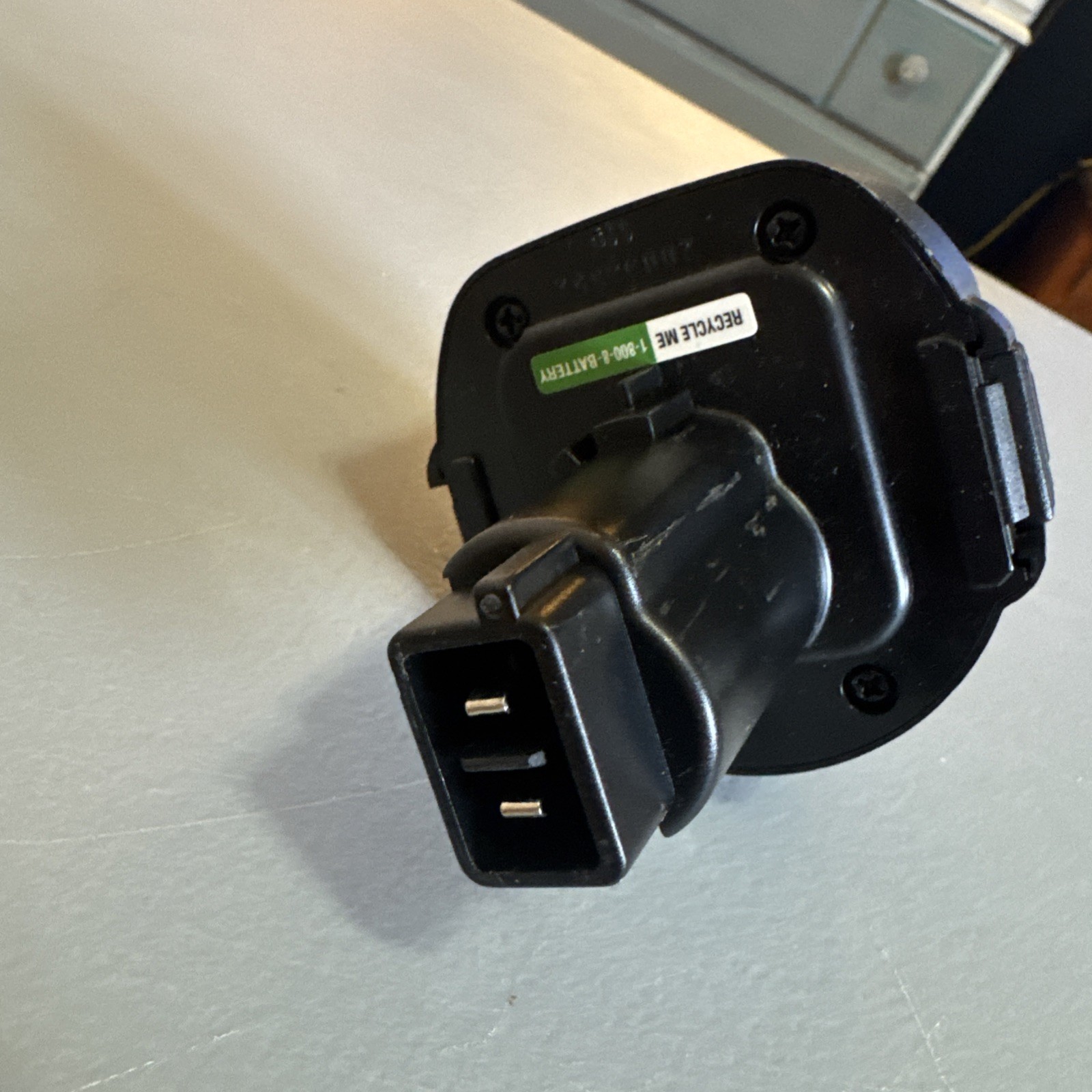 Black & Decker 9.6v Battery (untested)