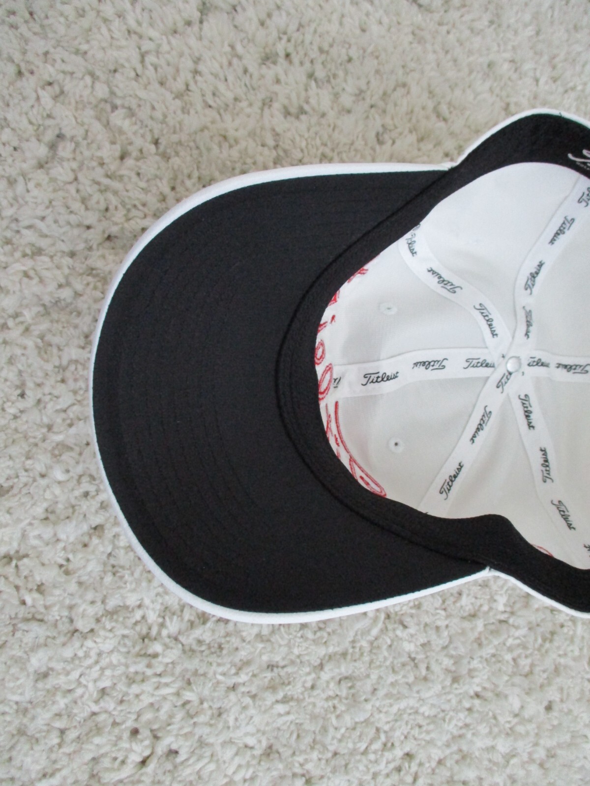 Titleist Golf Hat Adults Cap Red Writing Adjustable Strapback Spell Out Bear Cal