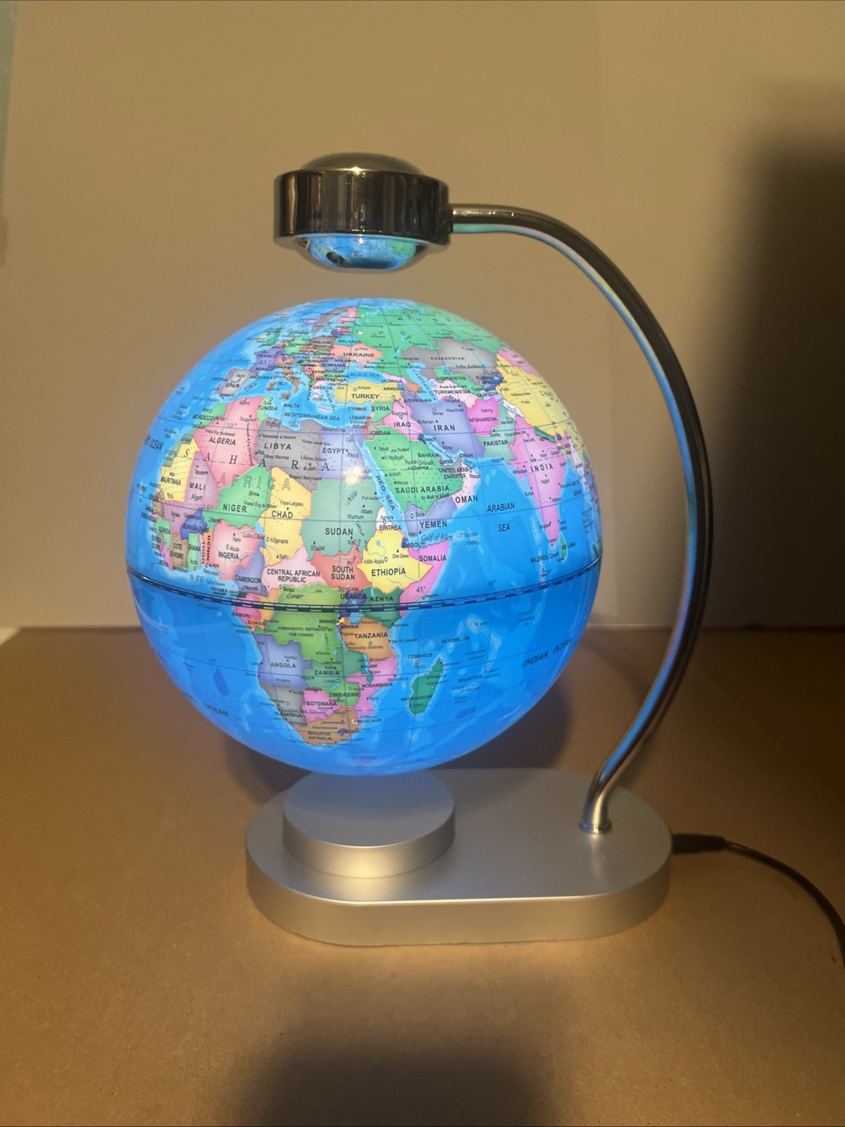 Floating Globe 8'' Magnetic Levitation Rotating Illuminated World