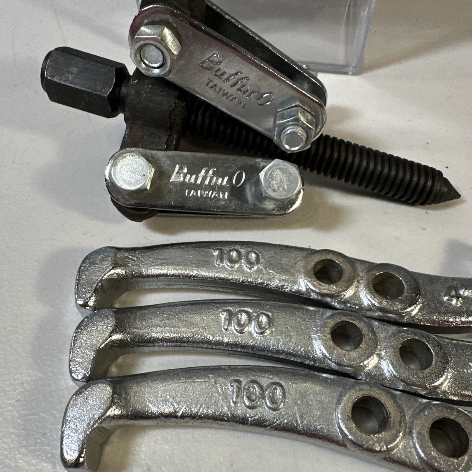 Industrial Gear Puller Heavy Gauge Steel 3 - Jaw, 4" Size Drop Forge Buffalo