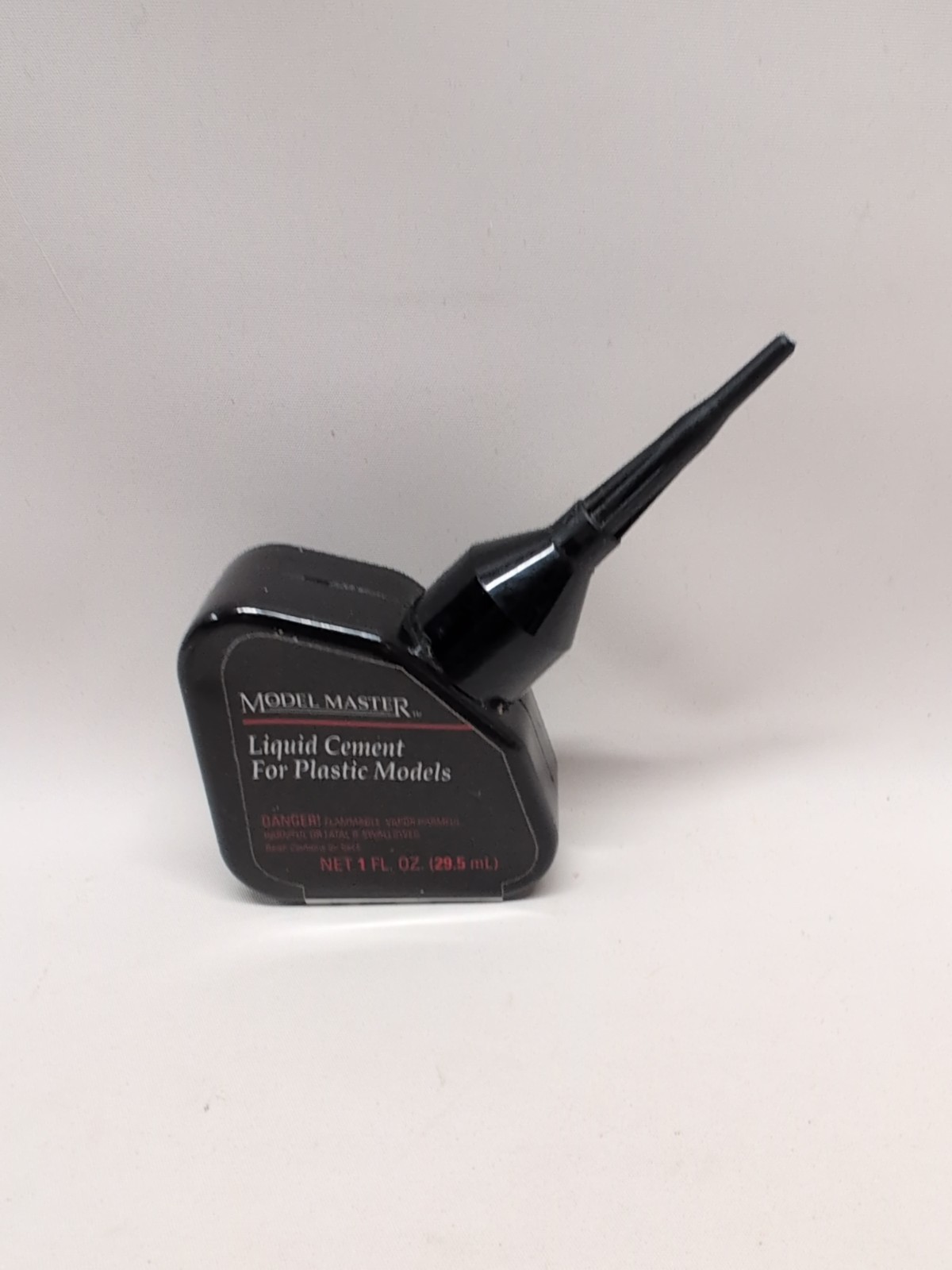 Model Master 8872 Quick Drying Liquid Cement For Plastic Models (Metal Tube) New
