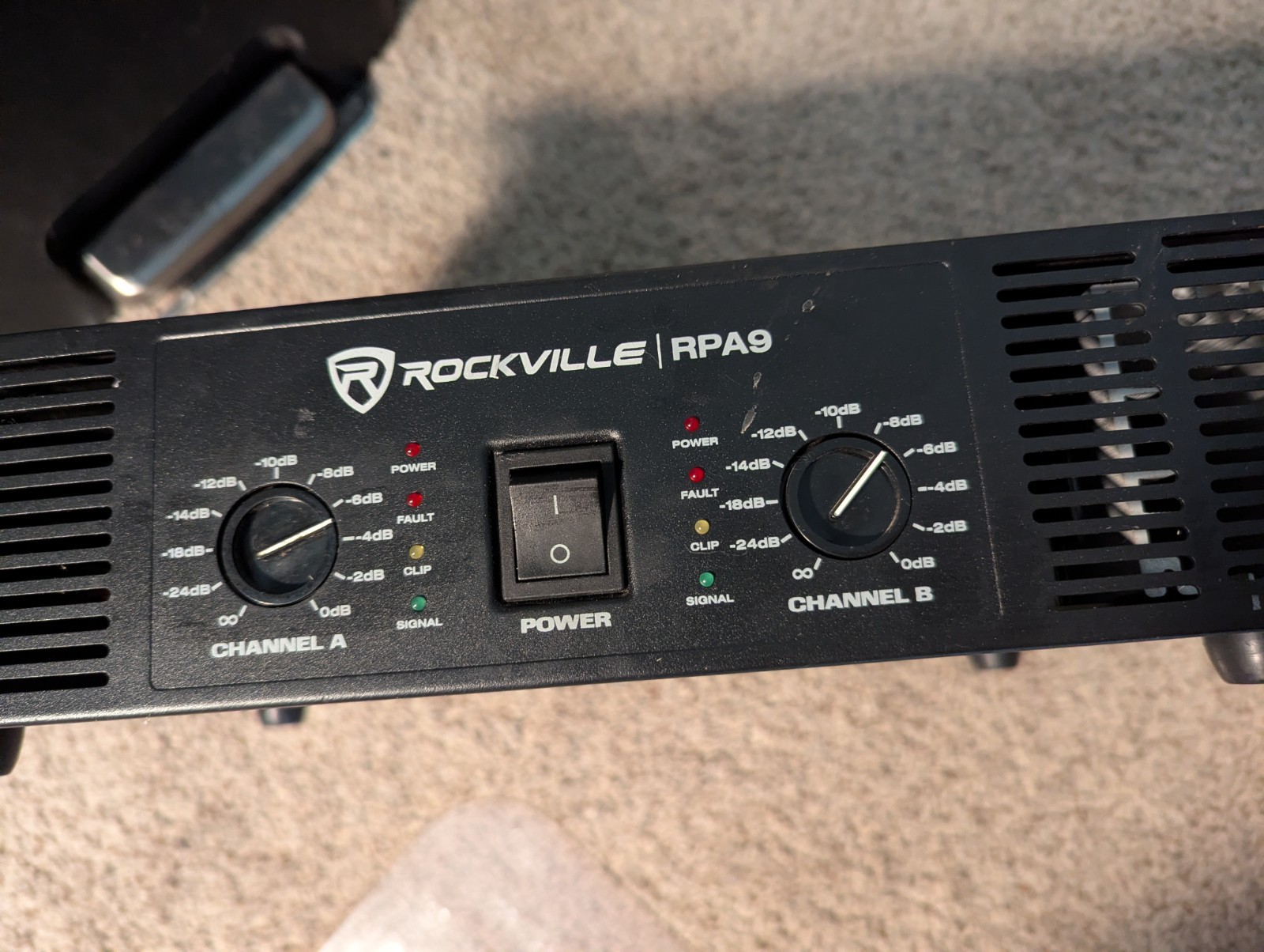 Rockville RPA9 3000W 2 Channel Power Amplifier