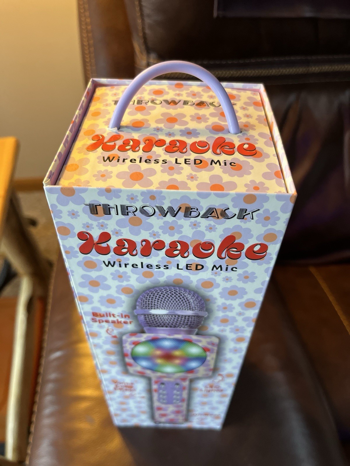 ThrowBack Karaoke Wireless LED Mic Bluetooth Voice Echo Effect Built In Speaker