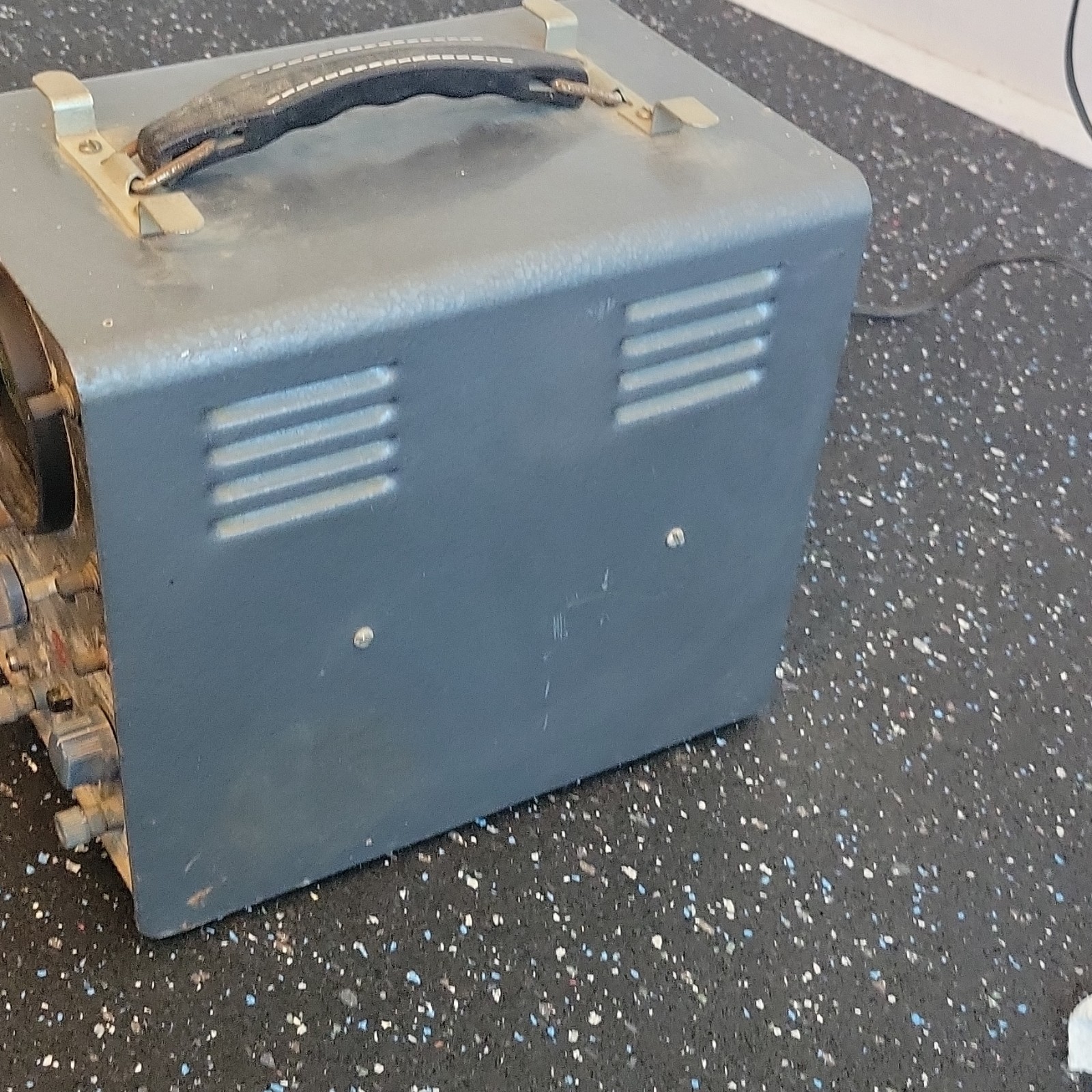 Vintage Oscilloscope WO33A RCA Pilot Light Turns On Untested