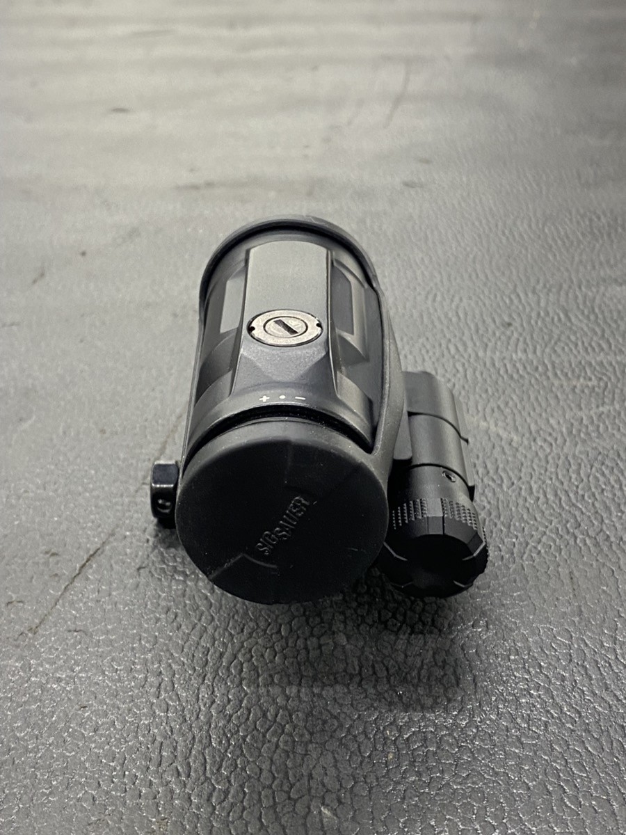 SIG SAUER JULIET5-Micro 5x24mm 5x Magnifier - Black (PD5037225)