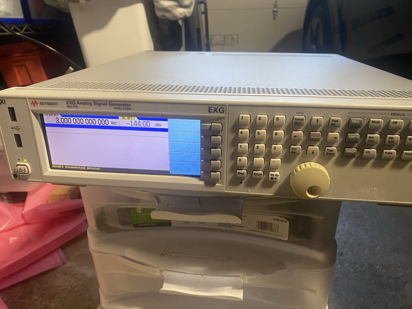 Keysight N5171B EXG  Signal Generator 9kHz-3GHz