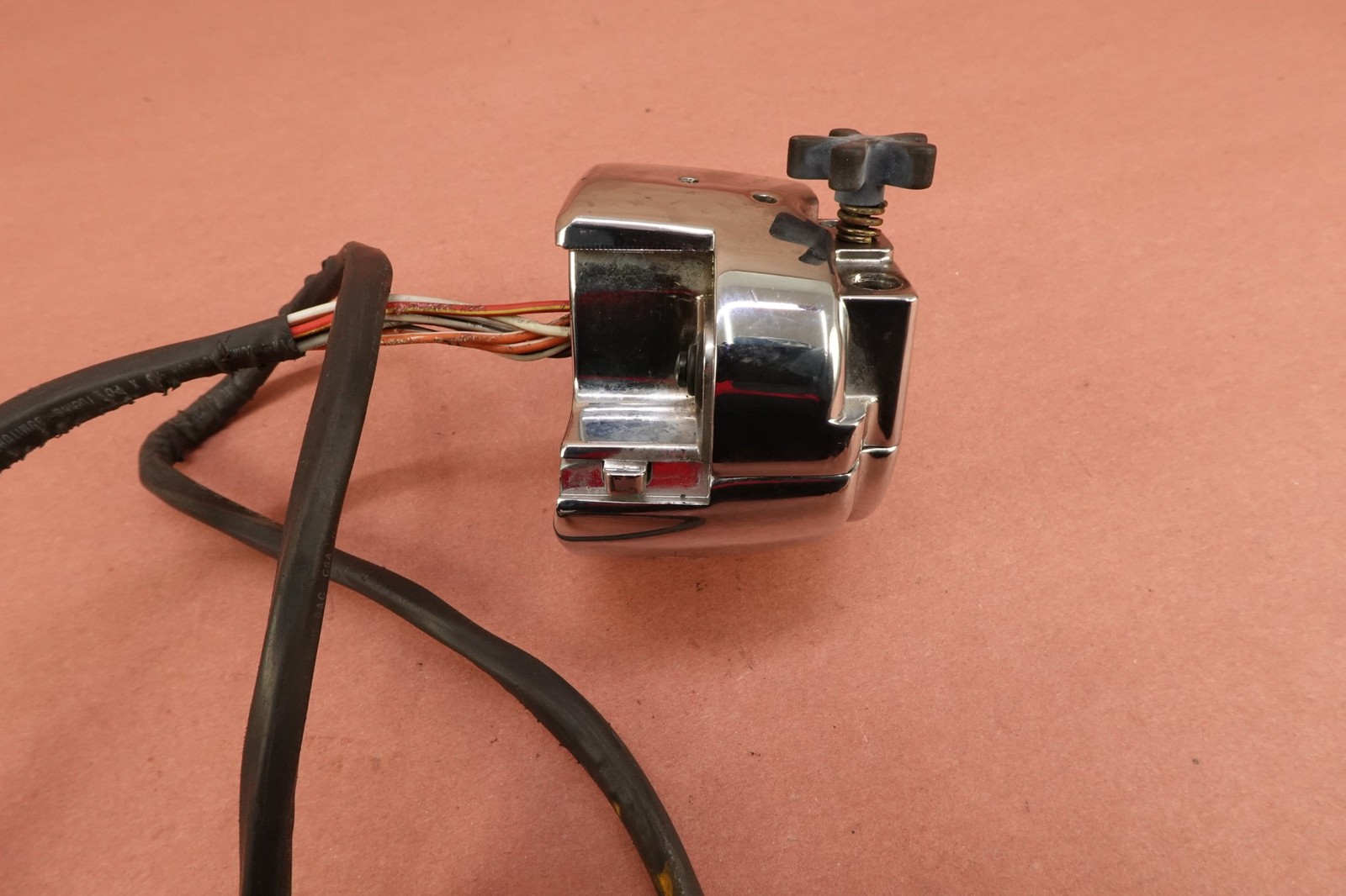 2000-2006 HARLEY-DAVIDSON SOFTAIL Standard FXST RIGHT CONTROL START STOP SWITCH