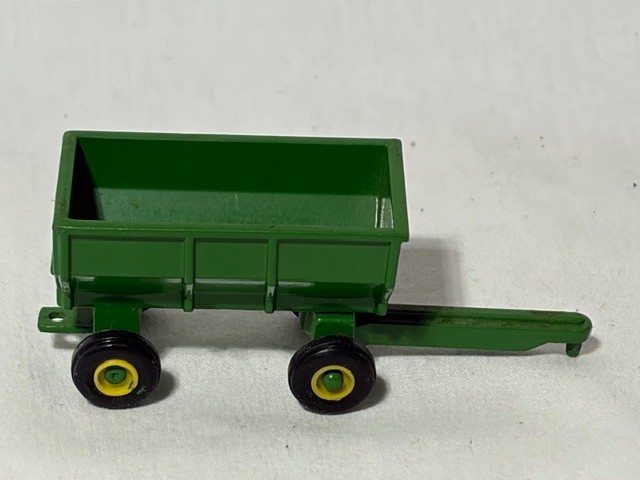 ERTL John Deere Flare Box Wagon, Diecast, Lot B, Green, 1/64
