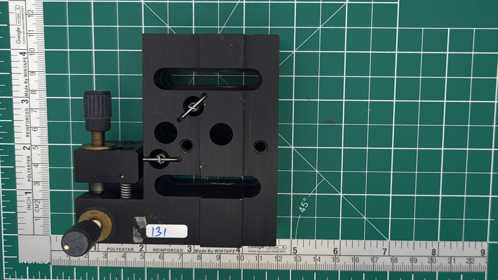 Newport  Corporation Stage F-915 5 Axis, XYZOxOy, 100 TPI Thread, Fiber Coupler
