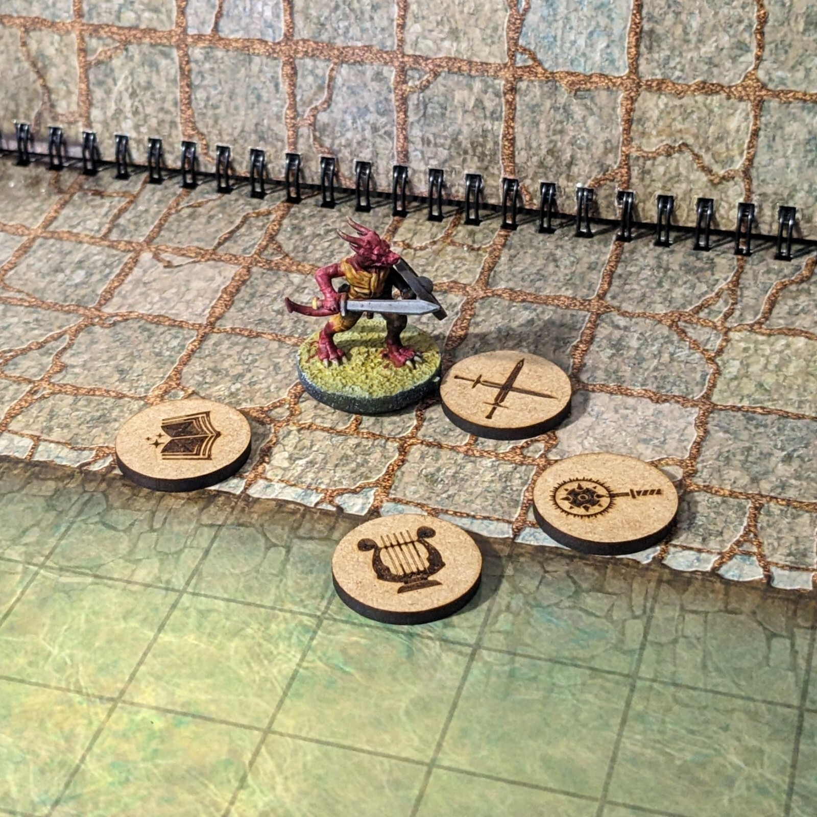 Dungeons and Dragons Character Class Wooden 13 Piece Token Pack