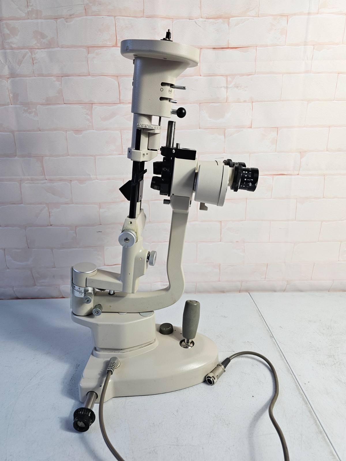 Marco 2B Ultra Slit Lamp *Parts Unit *