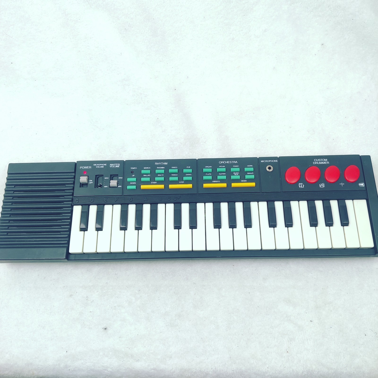 1990s HING HON EK-001 Square Wave Mini Keyboard Synthesizer instrument