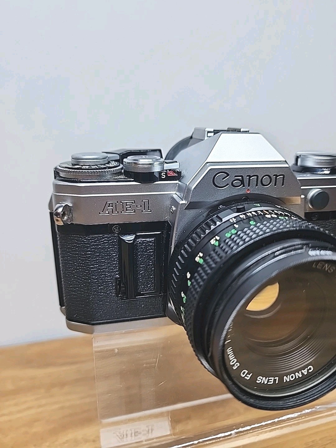 Canon AE-1 35mm SLR Film Camera With 3 Additional Lenses UNTESTED