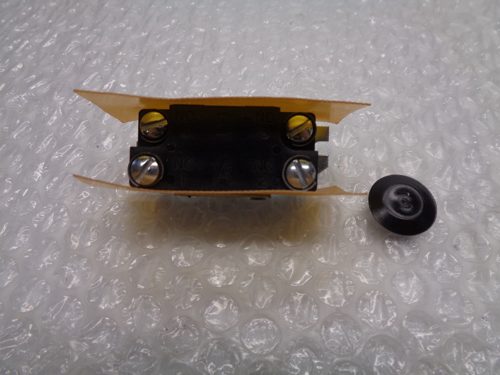 INDUSTRIAL SPARE 4020 SWITCH NSNP