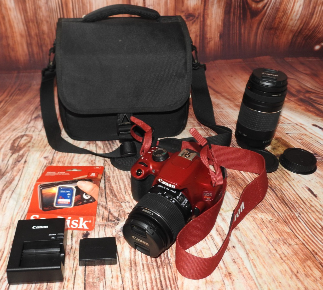 Canon Rebel T5 EOS Rebel Red 18mpx 18-55 & 75-300mm Lenses W/Batt,Charger,bag