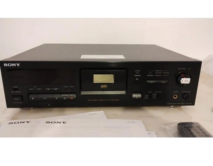 SONY DTC 790 DAT RECORDER VINTAGE 80s RARE AND NEW