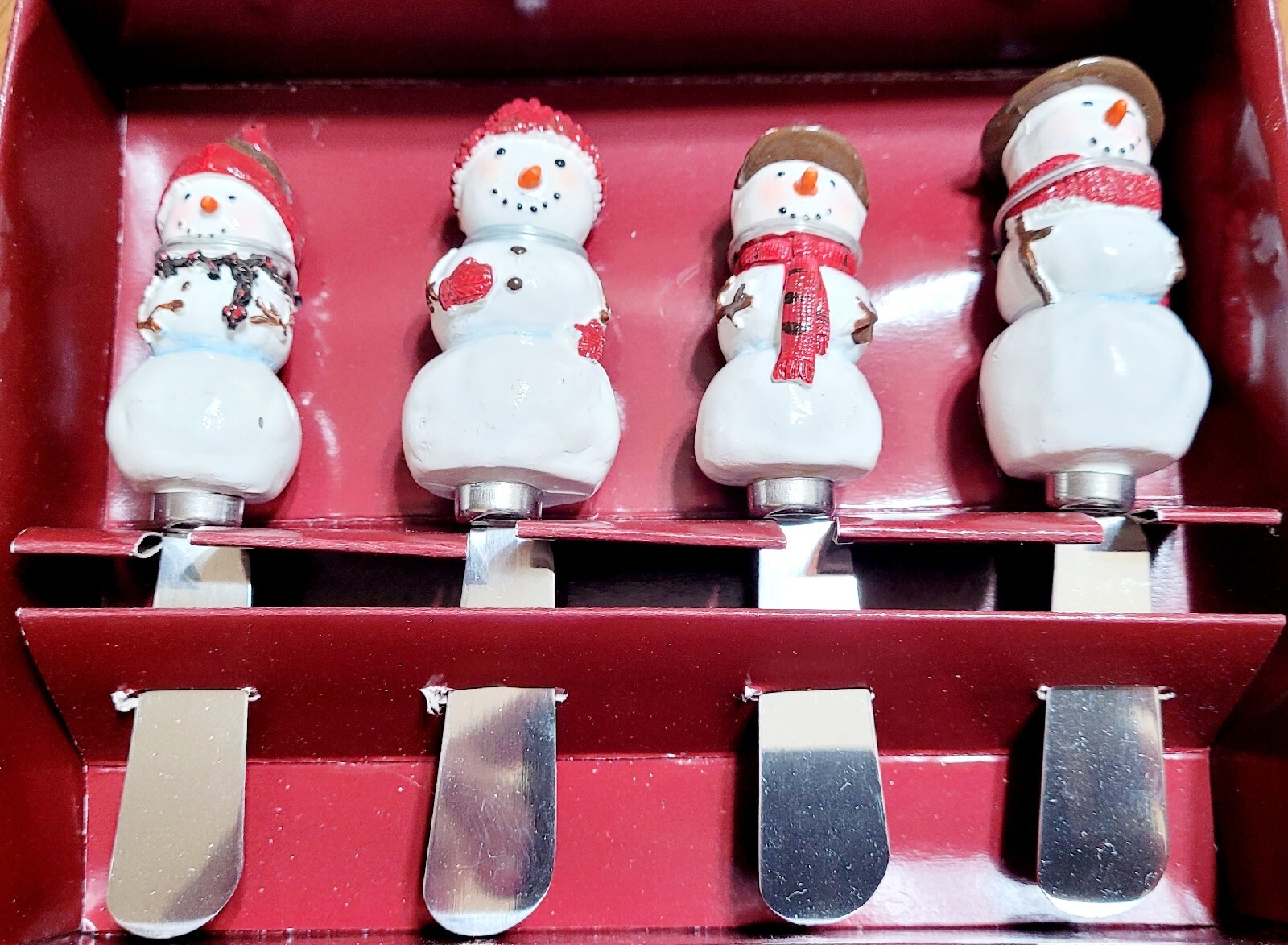 St.Nicholas Sguare, "Warm Wishes" , Set of  4  Snowman Spreaders, New