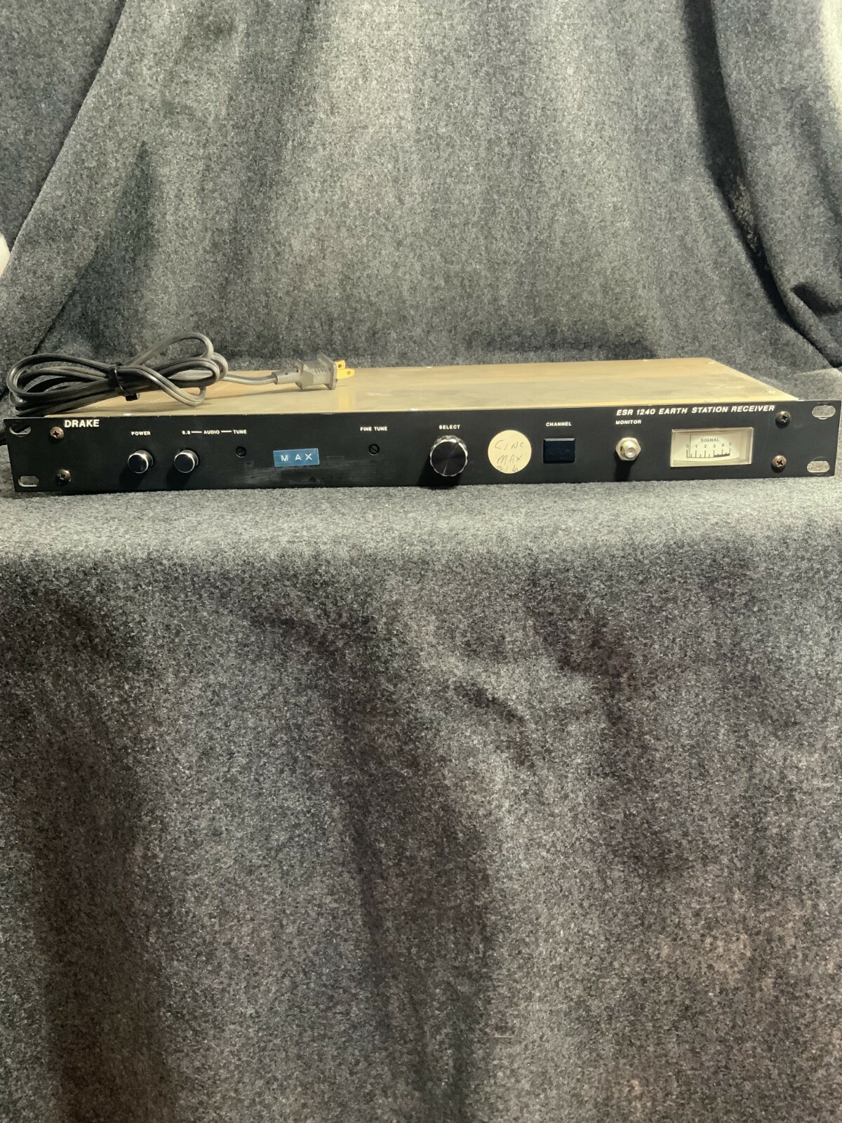 DRAKE ESR 1240 EARTH STATION RECEIVER