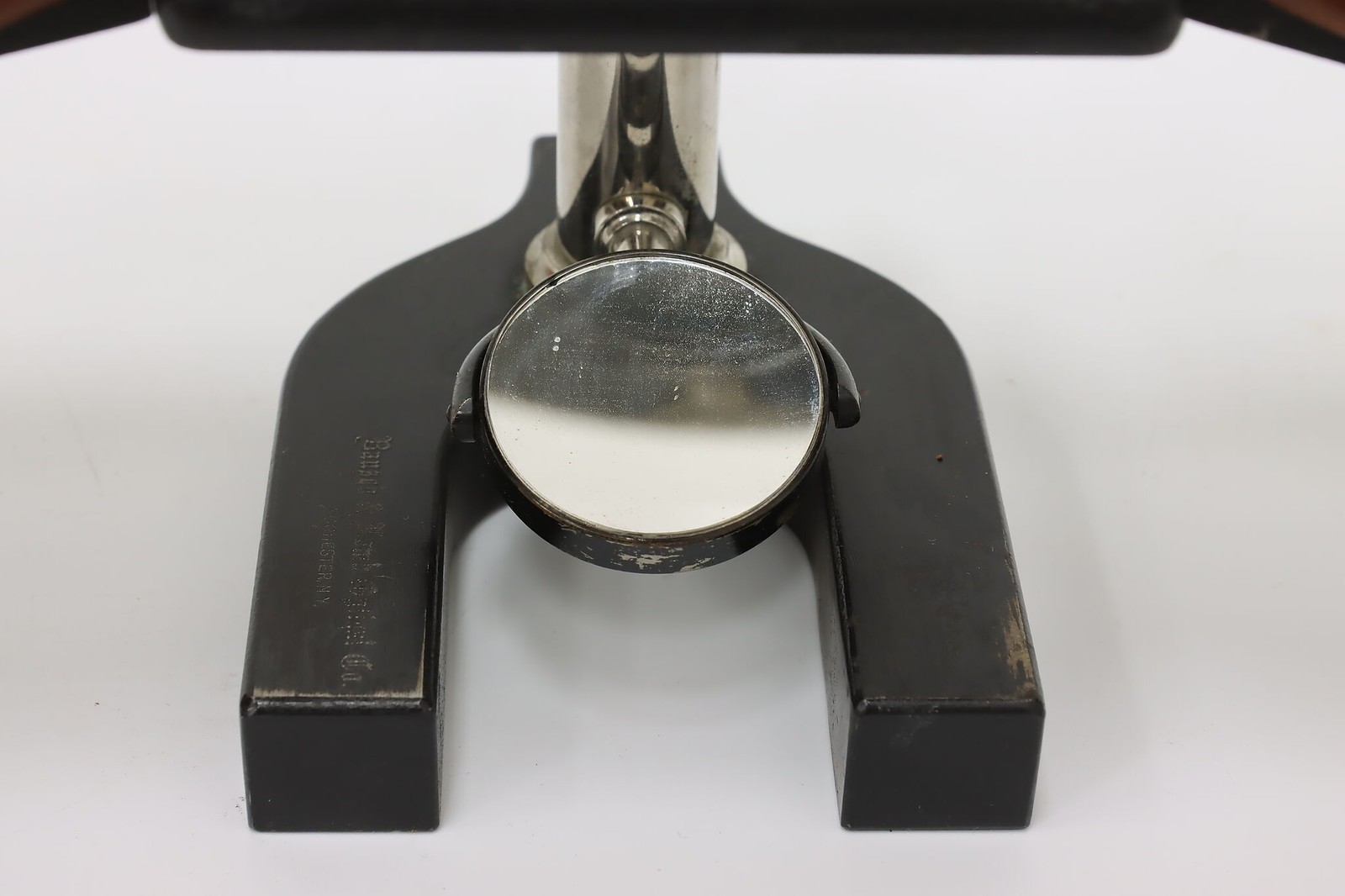 Bausch Antique Iron Laboratory Dissection Microscope & Case #56877