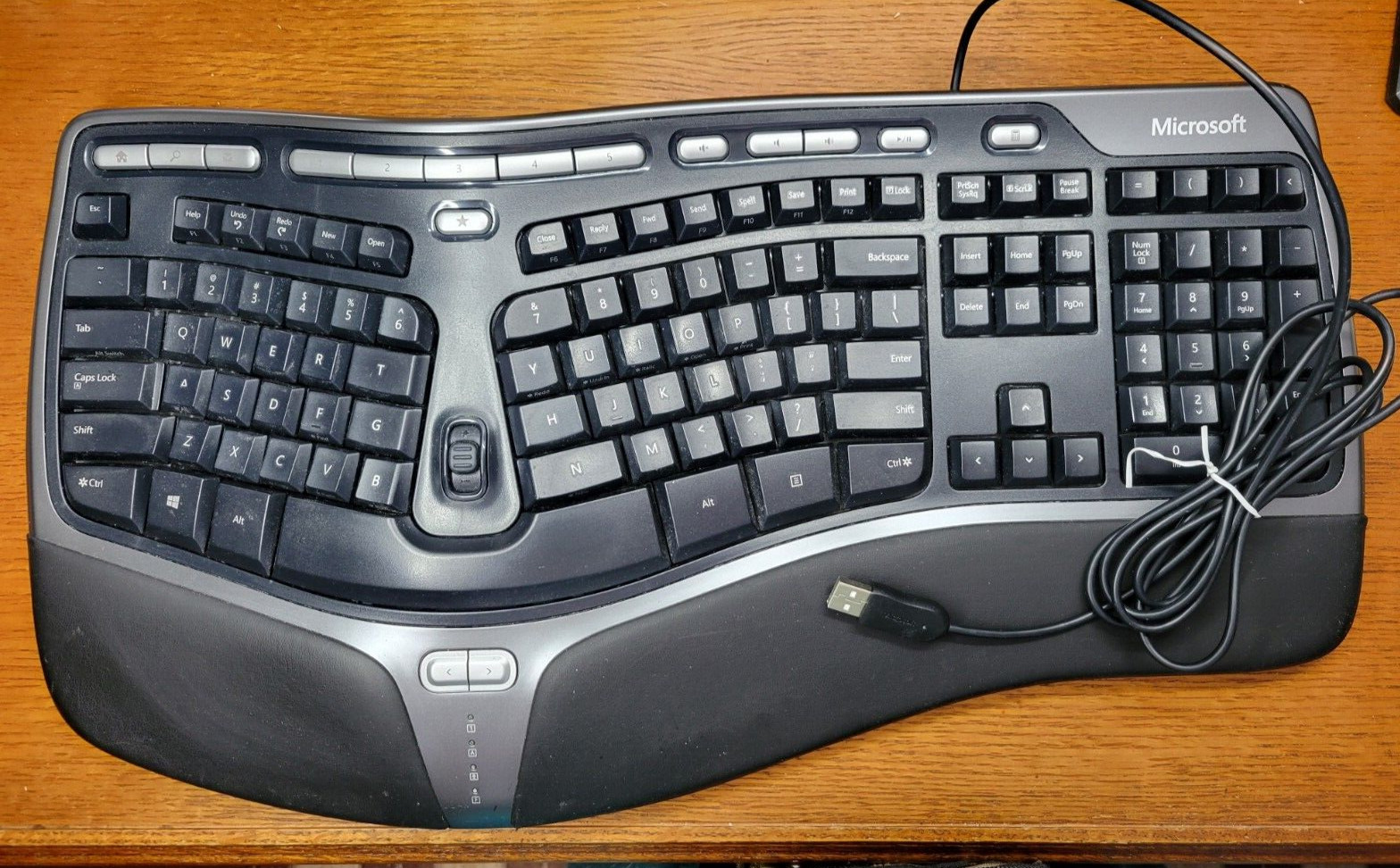2018 Microsoft Ergonomic Keyboard 4000 v1.0 USB Wired Works 240766