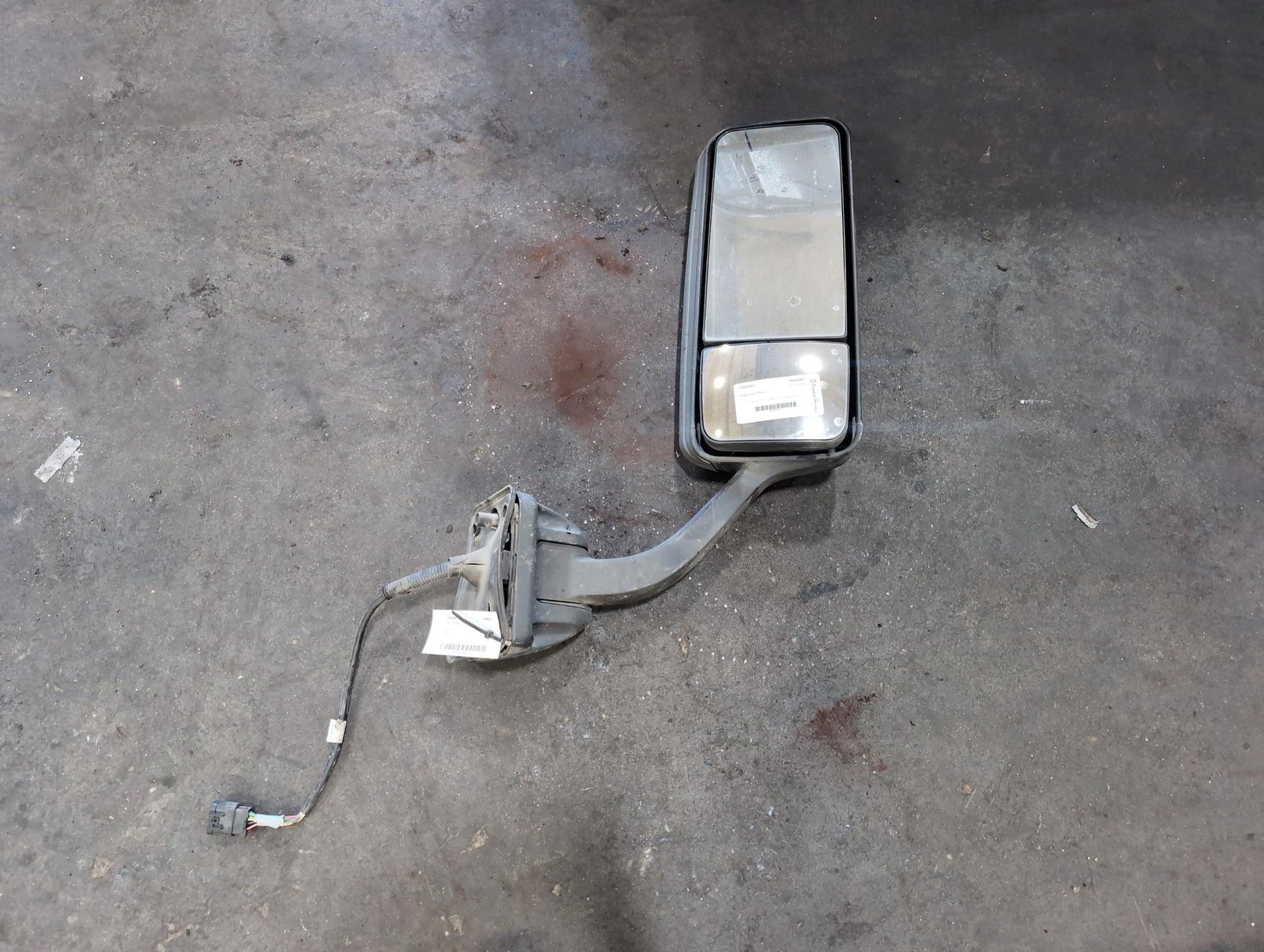 2008-2020 Freightliner CASCADIA POLY Right/Passenger Door Mirror - Used