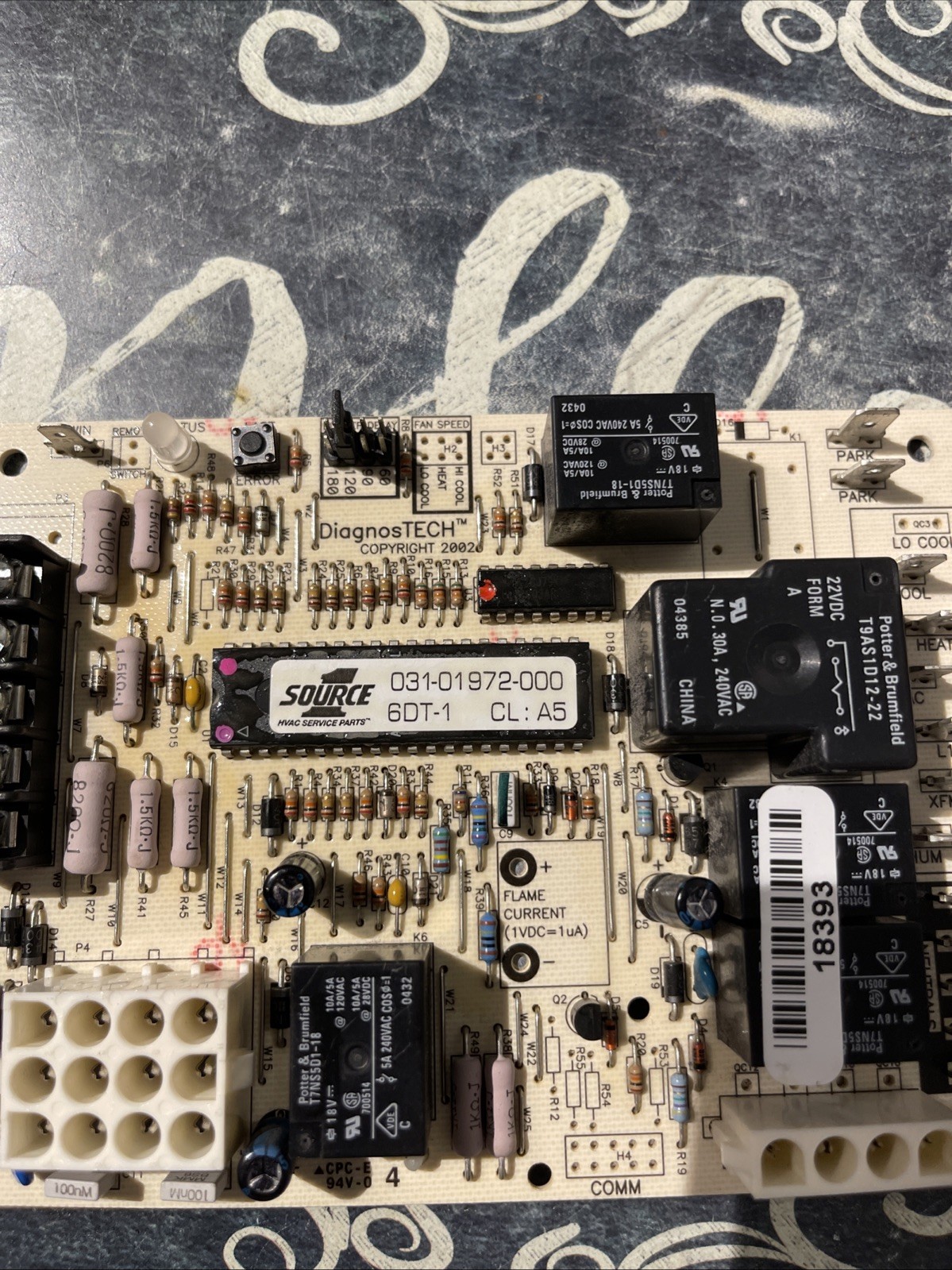 York Luxaire Coleman 031-01972-000 Control Circuit Board 6DT-1 CL:A5 #I17
