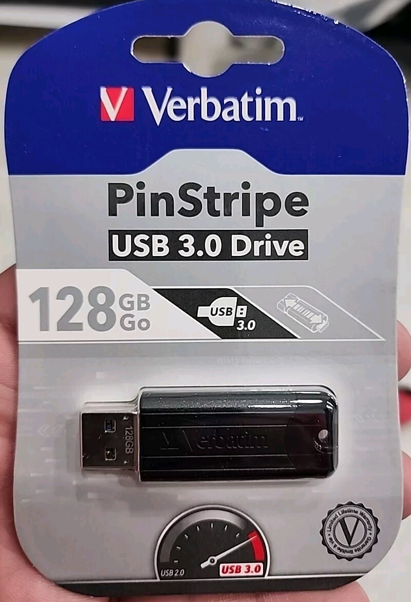 Verbatim PinStripe 128GB USB 3.0 Flash Drive 49319